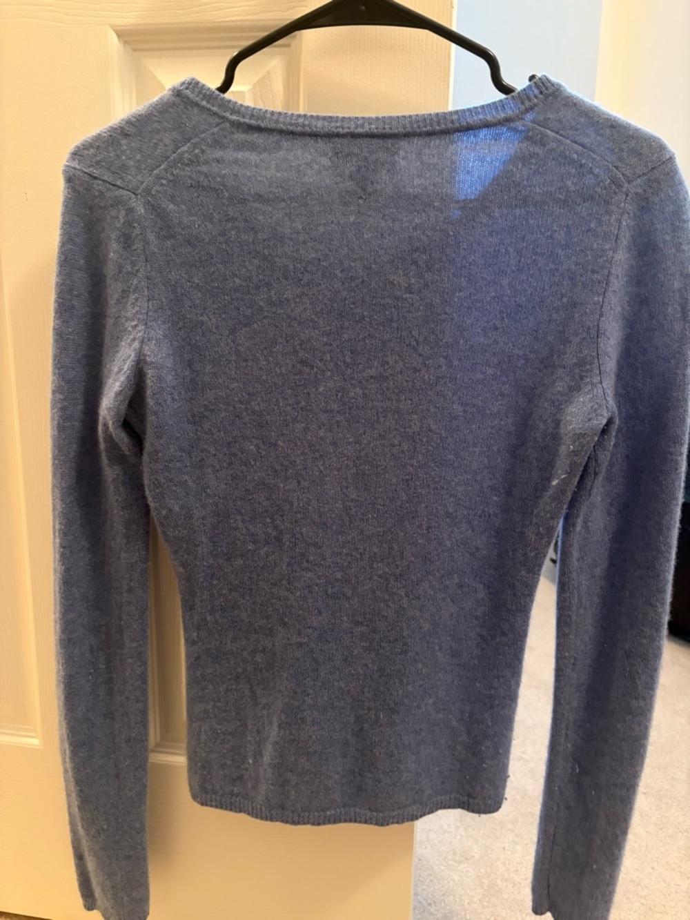 Adrienne Vittadini Light Periwinkle Cashmere Sweater - Picture 4 of 6